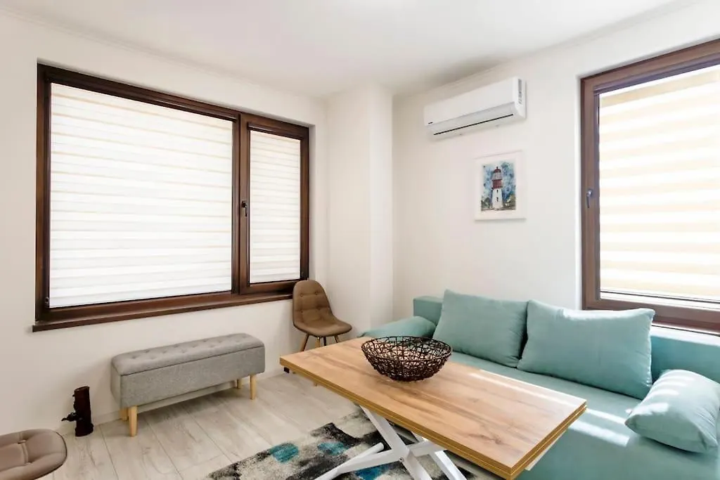 Summer Vibes Apartment Burgas